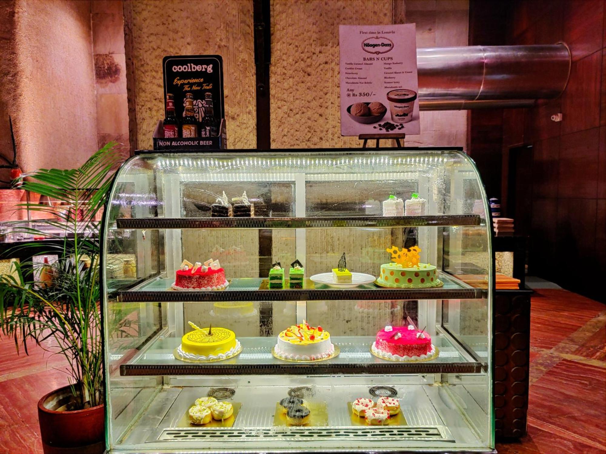 Fariyas Resort Lonavala Eksteriør bilde