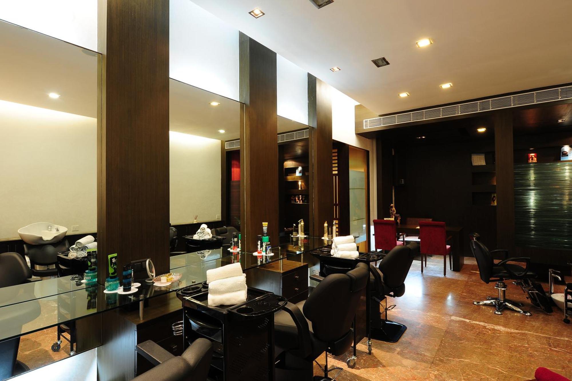Fariyas Resort Lonavala Eksteriør bilde